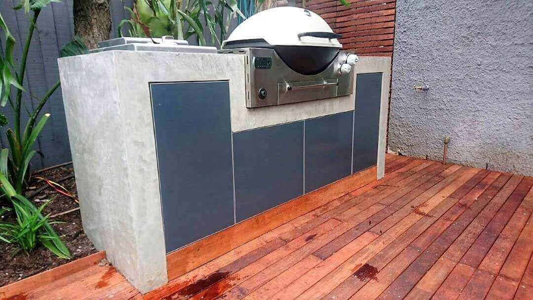 Weber family online q built in